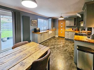 Photo 8- click for photo gallery